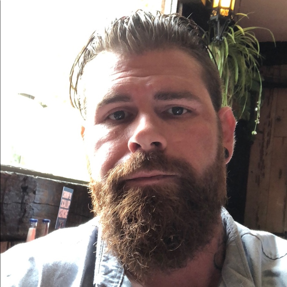 Meet your Posher, Chris